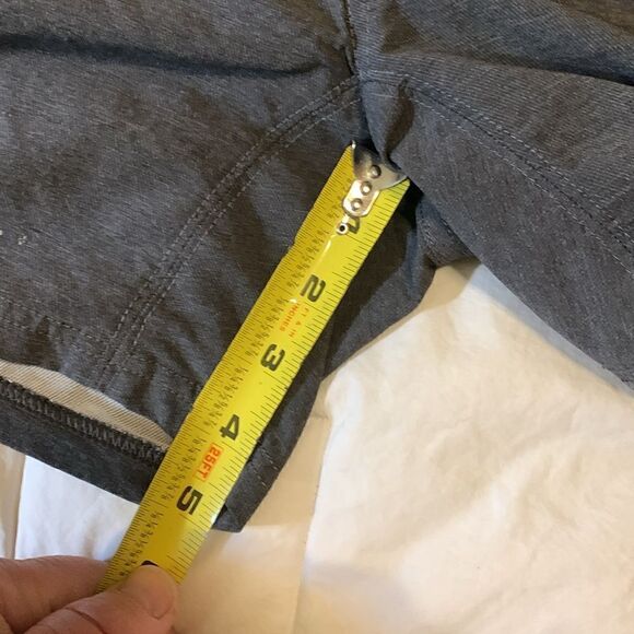 KUHL, ladies 10, shorts, excellent condition - Picture 10 of 14